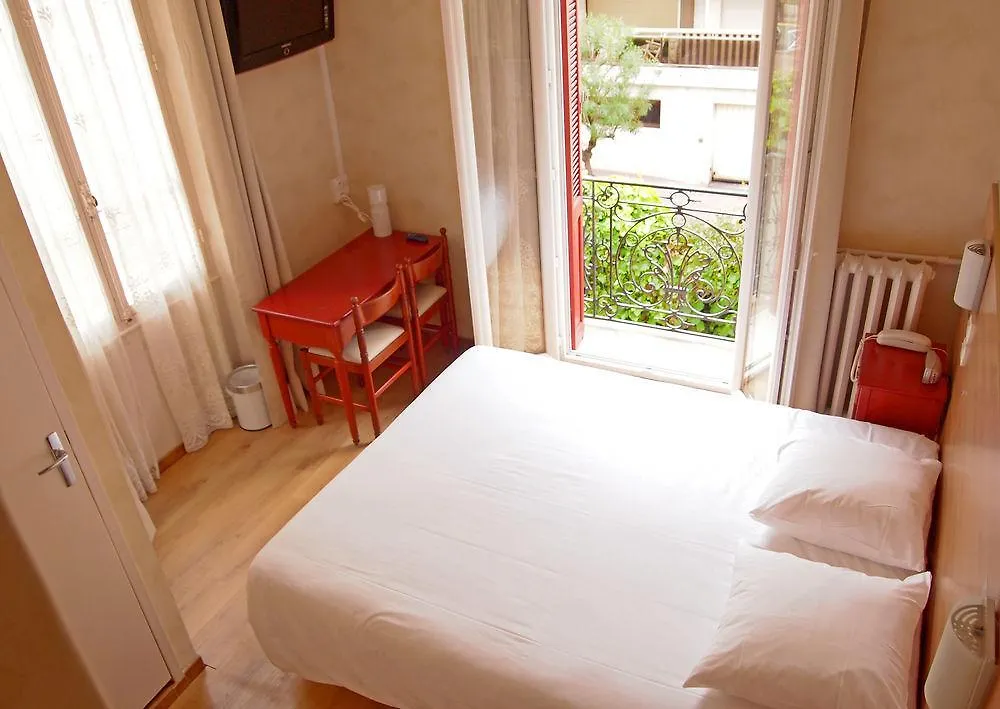Hotel Cecil - Boutique Hotel - Adults Only Juan-les-Pins 3*,